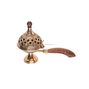 Brûleur Loban en laiton fabriqué à la main, Dhoop Dani, Table en laiton Dhoop Dani, brûleur d'encens pour Loban - Product Image 4