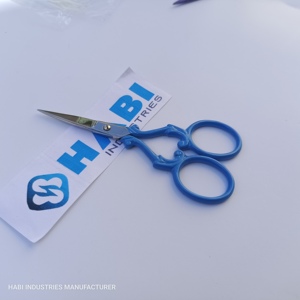 กรรไกรตัดด้ายสีลาเวนเดอร์เข้มใบมีดปลายทื่อแบบมืออาชีพใบมีดสแตนเลส - Product Image 3
