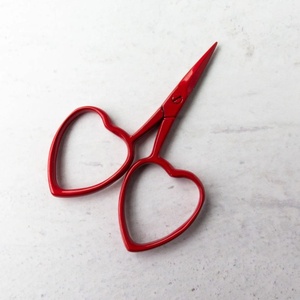 กรรไกรปักลายขนาดเล็ก Little Love - Product Image 4