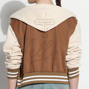 Vestes universitaires d'hiver pour femmes, best-sellers, avec logo personnalisé imprimé, détails en peau de mouton et rembourrage en coton, haute qualité - Product Image 5
