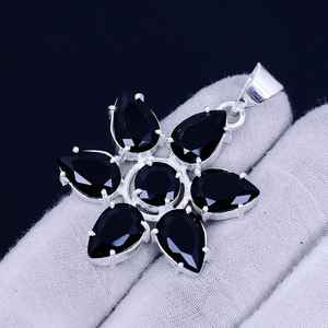 Black Onyx Flower Pendant 925 Sterling Silver Bohemian Jewelry Handmade Necklace For Women Wholesale - Product Image 2