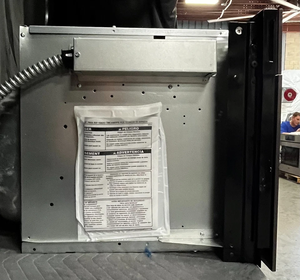 Four à micro-ondes intégré K-M-B-P107EBS A-D-A C-o-m-p-l-ia-n-t de 27 pouces - Product Image 4