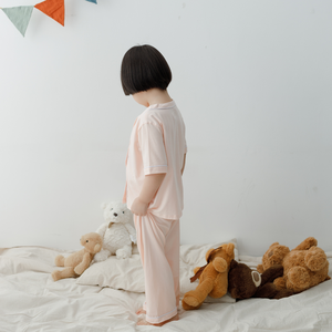 100% coton respirant OEM ODM populaire enfants enfants costumes garçons filles pyjamas ensemble avec manches courtes pantalons longs rose - Product Image 5