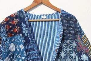 Manteau matelassé imprimé floral avec patchwork, vestes de travail indiennes faites à la main, veste matelassée bohème pour femmes, nouvel arrivage - Product Image 6