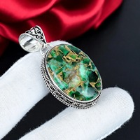 Pendentif ovale unisexe fait main en turquoise verte naturelle avec monture closée en argent sterling 925 plaqué argent, bijou de déclaration