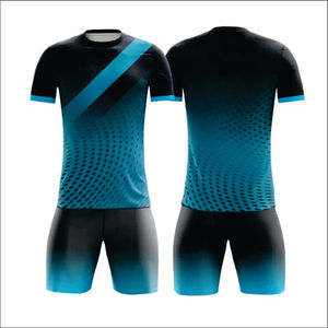 Camiseta de Fútbol Unisex con Logotipo Personalizado, 100% Poliéster de Secado Rápido, Nombre y Números del Equipo Personalizados, Posiciones en el Dobladillo Inferior/Cuello Trasero, Hecho en Pakistán - Product Image 2