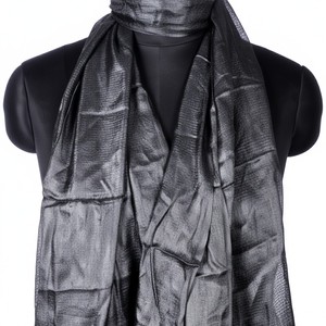 Écharpe longue unie en soie tissée à la main Royaa India Premium pour femme - Luxueuse, légère, respirante, durable, multifonctionnelle et tendance - Product Image 2