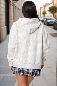 เสื้อฮู้ดผู้หญิงลายใบเมเปิ้ล ผ้าฟลีซ เสื้อคลุมมีฮู้ดทรงโอเวอร์ไซส์ ลายพราง สำหรับผู้หญิง แฟชั่นทันสมัย - Product Image 2