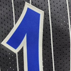 Camiseta de Baloncesto Personalizada de Alto Rendimiento - Uniformes de Equipo con Sublimación Antibacteriana de Malla Profesional de 220 g/m² - Product Image 4