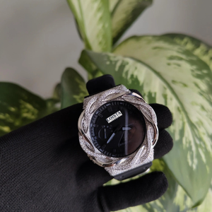 Reloj de Pulsera de Cuero Azul de Primera Calidad con Diamantes Incrustados para Oficina, Fiestas y Eventos Nocturnos Disponible en LOISTA - Product Image 2