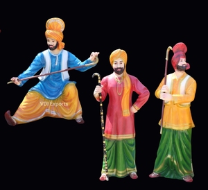 Ensemble de 7 statues culturelles punjabi – Sculptures d'art populaire Bhangra Giddha pour la décoration de mariages indiens et le style des événements thématiques - Product Image 2