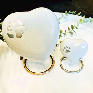 <b>Top</b> Best Selling White <b>Heart</b> <b>Shaped</b> Cremation Urn for Adult Ashes Keepsake White <b>Heart</b> Urn Decorative Small Urn For Human Ashes - Product Image 6