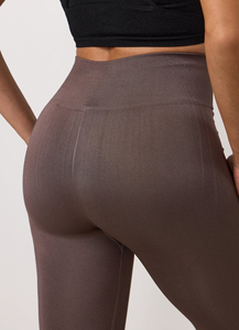 Wholesale Compression <b>Leggings</b> Women's Butt Lifting High-Waisted Nude <b>Pocket</b> Yoga Pants Stretchy Sports <b>Leggings</b> - Product Image 4