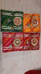 Sobre pequeño hecho a mano con estampado Bandhani indio para dinero, ideal para bodas, Haldi, Mehendi y recuerdos de regalo. - Product Image 4