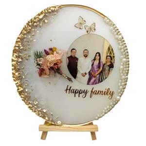 Handmade Eco-Friendly Durable Lightweight Resin <b>Photo</b> <b>Frame</b> with <b>Gold</b> Foil Pearls and Wedding Names - Product Image 2