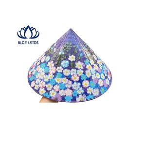 Sombrero Cónico Vietnamita de Calabaza Tallada Natural, MÁS VENDIDO |   Artesanías Ecológicas para Recuerdos y Accesorios de Fotografía - Product Image 1