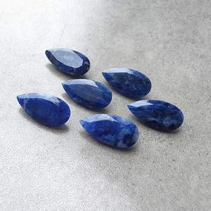 Pierre précieuse Sodalite facettée en forme de goutte, qualité AAA+, pierre en vrac de forme poire calibrée pour la fabrication de bijoux - Product Image 3