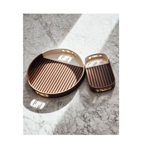 Plateaux en bois élégants et simples pour ajouter une touche naturelle à votre intérieur - Product Image 1