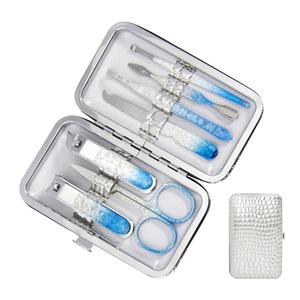 ชุดกรรไกรตัดเล็บสแตนเลส กรรไกรตัดเล็บที่บ้าน เครื่องมือตัดเล็บแบบพกพา กรรไกรตัดเล็บใหม่ ชุดความงามหลายชิ้น - Product Image 3