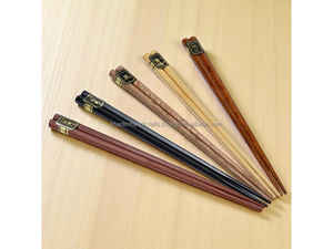 Palillos de madera lisos de lujo en caja de regalo ligera para eventos especiales cenas u ocasiones de regalo - Product Image 5