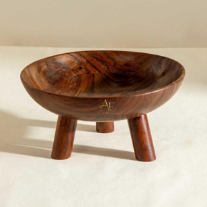 Bol rond en bois de sheesham de luxe sur piétement à trois pieds pour servir des salades de fruits, centre de table pour la cuisine et la décoration de la maison - Product Image 1