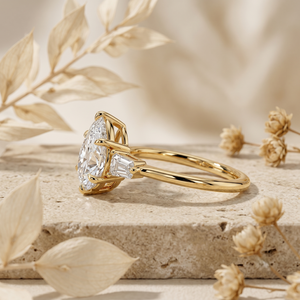 แหวนหมั้นเพชรทรงหยดน้ำ 2 กะรัต ทองคำขาว 14k ขายส่ง แหวนเพชรสามเม็ด ดีไซน์เรียบหรู รับสั่งทำเครื่องประดับ OEM ODM - Product Image 2