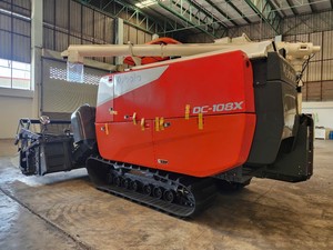 Cosechadora Kubota DC-108X con Motor Diésel y Transmisión por Engranajes Rojos, Equipo Agrícola para la Cosecha de Arroz, Trigo y Maíz - Product Image 1