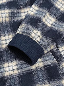 Veste à capuche en flanelle Sherpa avec fermeture à boutons, doublure intérieure en fausse fourrure chaude pour l'hiver, motif patchwork rouge et noir, vente en gros OEM ODM - Product Image 3