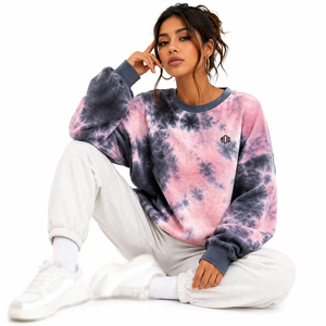 Sweat-shirt surdimensionné en molleton tie-dye pour femme avec logo brodé personnalisé, style streetwear épais, motif graphique en strass, col rond - Product Image 3