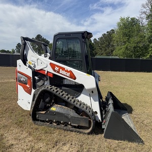 Chargeuse compacte Bobcat T64 à haute efficacité avec chargeur frontal, composants principaux : moteur, roulement, pompe - Product Image 1