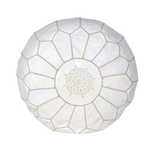 Pouf ottoman en cuir véritable de style marocain moderne, élégant repose-pieds blanc, design artisanal, chambre à coucher, salon, magasin Biyadina - Product Image 2