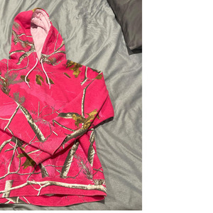 เสื้อฮู้ดลายพราง Real Tree สตรีทแวร์ผู้ชาย แฟชั่นแนวเมือง เสื้อพูลโอเวอร์ลายพราง รับผลิตตามแบบ (OEM) ขายส่งจำนวนมาก - Product Image 2