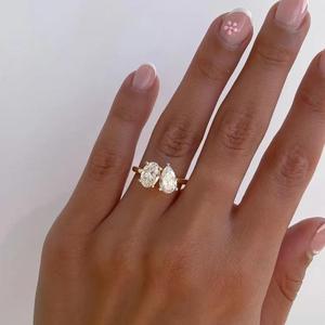 ลูกแพร์รูปไข่ตัด Toi et Moi แหวนเพชร D-E-F IGI ทอง14K คุณภาพ VVS-VS โรสโกลด์ทองคำขาว B2B สินค้าคงคลัง - Product Image 1