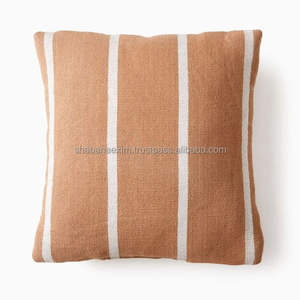 Housses de coussin d'oreillers pour le salon Housse de coussin carrée tissée à la main de style bohème avec frange à bas prix - Product Image 2