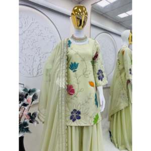 Ensemble de costume de soirée pour femmes de créateur avec broderie, paillettes et travail de codage, look élégant et stylé - Product Image 5