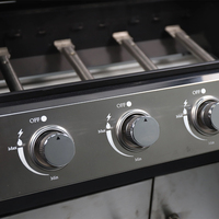 Barbecue rond d'extérieur avec grille de cuisson amovible, support à trois pieds et outil de fouettage pour le camping
