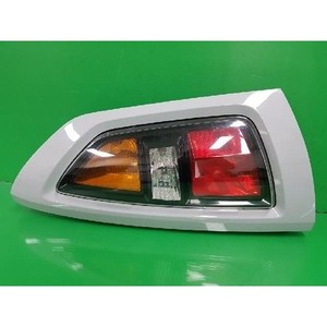 Ensemble de feux arrière droit d'occasion OEM 924202K000 pour Soul I 2009-2014 - Product Image 1