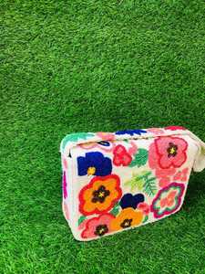 Bolso de Mano Floral con Cuentas Hecho a Mano, Bolso de Hombro Bordado - Product Image 3