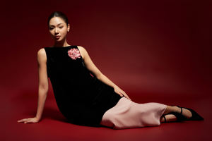 Vestidos mini de verano con cuello barco, cintura holgada, tejido de terciopelo a rayas, minimalistas, manga regular, con botones, transpirables y de corte en A. - Product Image 4