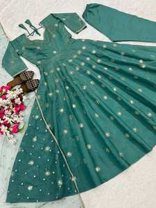 ชุดแต่งงานชาติพันธุ์ปากีสถานที่ออกแบบเองได้อย่างหรูหราพร้อมชุดเดรสผ้าจอร์เจียและชุดสไตล์ anarkali สำหรับงานเลี้ยงที่สมบูรณ์แบบ - Product Image 4