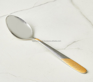 Cuillère de table en acier inoxydable massif |   Cuillère à dîner à long manche pour restaurant et événements |   Style de luxe moderne en gros - Product Image 5