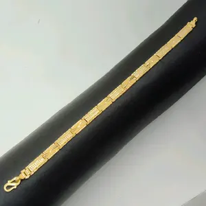 Bijoux traditionnels et modernes, bracelet pour homme en or 22 carats élégant avec motif de maillons gravés classiques, finition haut de gamme, élégant - Product Image 2