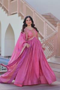 Traje Anarkali Bordado para Mujer con Dupatta, Ropa Étnica de Diseñador, Vestido Tradicional para Bodas y Fiestas Indias - Product Image 2