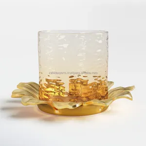 Portavelas de Metal con Detalles en Oro Premium para Habitaciones de Diseño, para Eventos Navideños, Hecho a Mano por Zahid Exports en India - Product Image 5