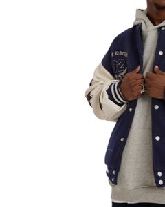 เสื้อแจ็คเก็ตวาร์ซิตี้ปักลายลำลองสำหรับผู้ชาย คอลเลคชั่นฤดูใบไม้ร่วง 2025 คุณภาพสูง กันน้ำ ระบายอากาศได้ดี เป็นมิตรกับสิ่งแวดล้อม ผลิตจากโพลีเอสเตอร์/คอตตอน สไตล์สตรีทแวร์ - Product Image 4