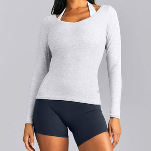 T-shirt de sport moulant pour femme en maille côtelée haute élasticité, coupe ajustée, col en V profond, sans couture, tricoté, style formel - Product Image 4