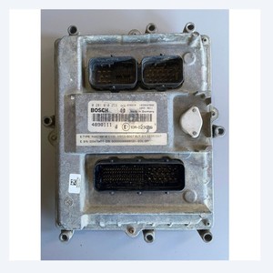 โมดูลควบคุมเครื่องยนต์ Bosch ECU Iveco Cummins มือสอง ใช้ได้กับโมดูลควบคุมเครื่องยนต์ Bosch EDC7 ECU 0 281 010 253 อะไหล่รถยนต์ - Product Image 2