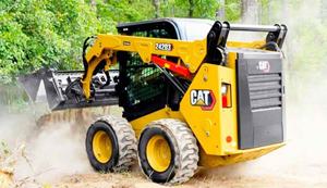Venta al por Mayor de Cargadora Compacta Original CAT 242D3 de 74HP, Equipo de Construcción Compacto para Jardinería, Obras Viales y Manipulación de Materiales Pesados - Product Image 4