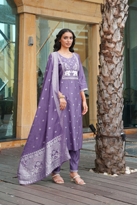 Conjunto de Kurti Lavanda para Mujer, Muy Moderno, Manga 3/4, Corte Vaticano, Completamente Cosido, para Ocasiones Formales y Festivas - Product Image 2