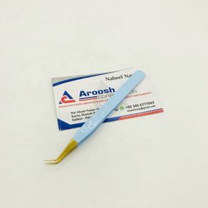 Pinzas profesionales de alta calidad para extensión de pestañas de acero inoxidable de 45 grados, Punta dorada, logotipo personalizado recubierto de Corazón Azul bebé - Product Image 4